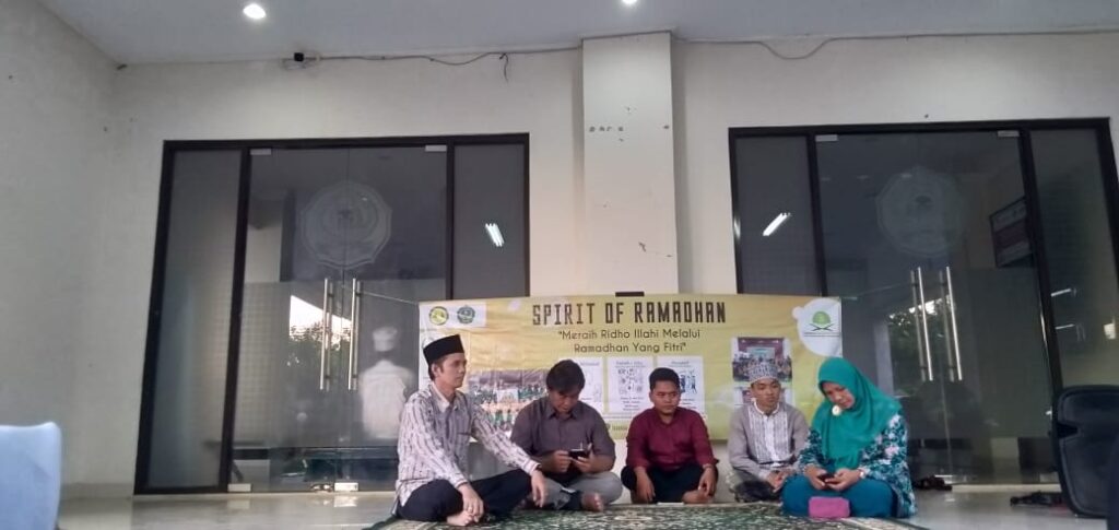 Spirit of Ramadhan "Khotmil Quran dan Buka Bareng Ilmu Hadis"